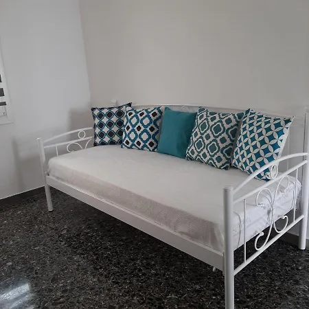 Apartman Flora &