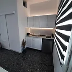 Flora Rooms&apartments Apartamento *