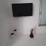 Flora Rooms&apartments Apartamento *